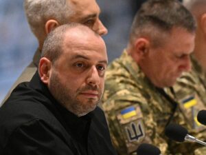 Хто одурює український народ і президента