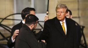 Трамп, путен та Зеленський вирішили продовжувати війну. Думки українців знову не запитали