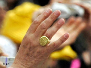 Наша влада одуріла від корупції і кривавих грошей